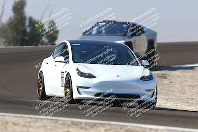 media/Nov-08-2025-Speed Ventures (Sat) [[1c7a6332f5]]/TC B/Session 2 (Turn 2)/